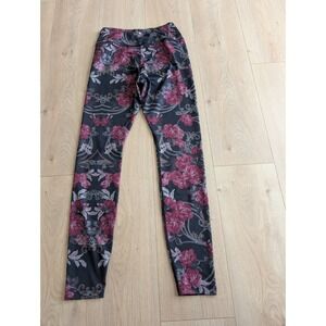 KiraGrace Black Pink Floral Yoga Leggings Womens Size Small EUC